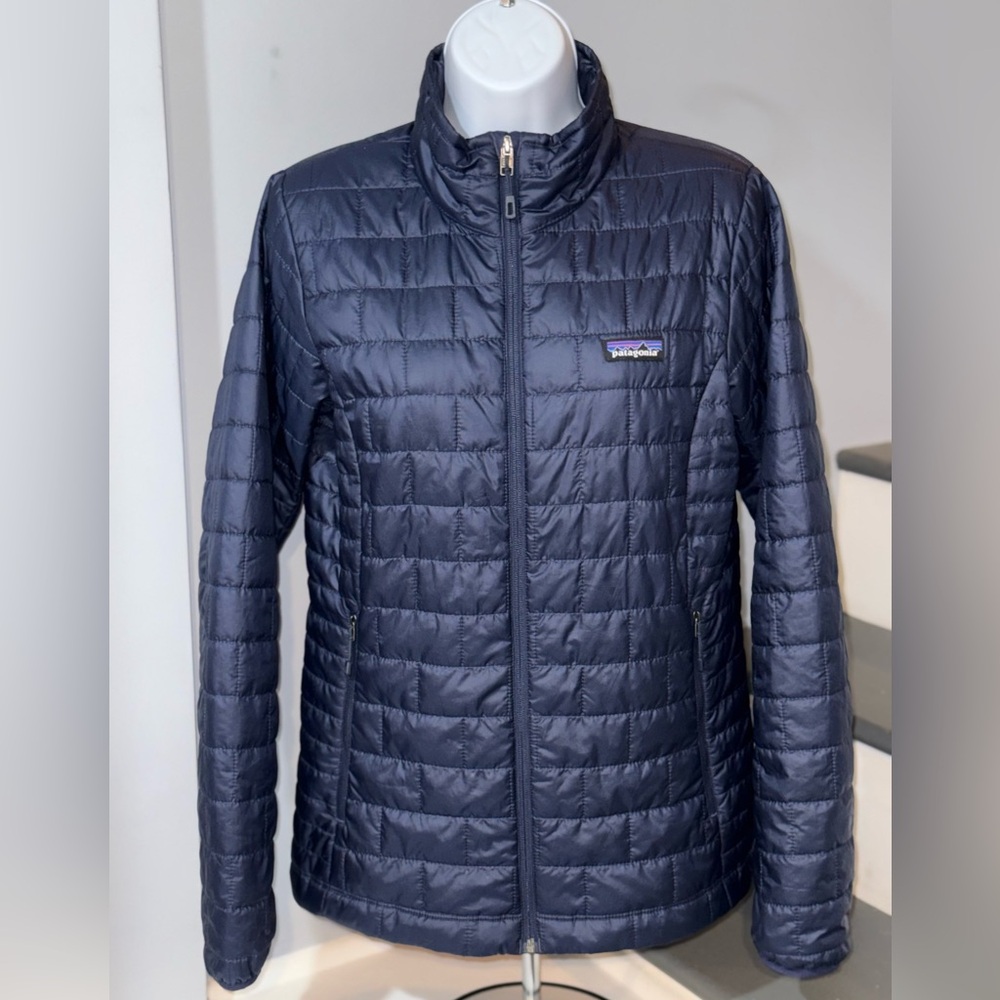 Women’s Size Medium Patagonia Nano Puff Full Zip Navy Blue Jacket